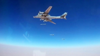 Rusiya Odessa və Pavloqradda hərbi obyektlərə hücum etdi 