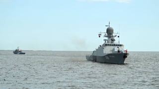 Российские корабли находятся с дружественным визитом в Баку - ФОТО 