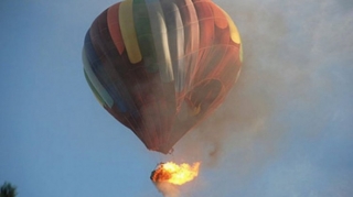 ABŞ-da hava şarı elektrik xəttinə toxunub, dörd nəfər ölüb