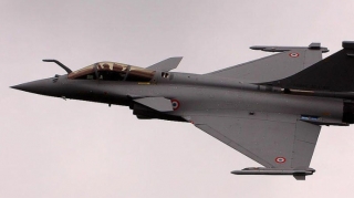 Yunanlar gərginliyi artırır: 18 qırıcı havaya qalxdı