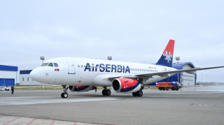 Belqrad–Bakı reysi Heydər Əliyev Beynəlxalq Aeroportunda belə qarşılandı - FOTO 
