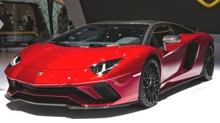 “Lamborghini” yeni rekorda imza atdı  - FOTO