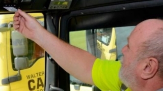 Avtomobillərə də "qara" qutu gəldi - Sürət rejimi və sürücünün bəzi hərəkətləri izlənəcək 