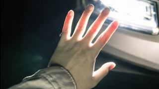 Şirvanda avtomobil piyadanı vurub xəstəxanalıq etdi