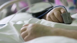 Avtomobillə vurulan 17 yaşlı gəncin ayağı sındı