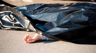 Bulvarda dənizdə meyit tapıldı 