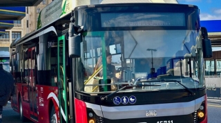 Какие сегодня изменения в графике работы бакинских автобусов? 