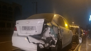 Paytaxtda üç avtomobil toqquşdu – BİR YARALI -FOTO 