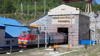 Baykal-Amur magistralında yanacaq daşıyan qatar partladılıb 