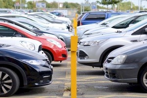 “Bu soyğunçuluğa son qoyulmalıdır”                                   – Ekspert parkinq problemindən danışır 