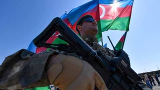 Baş nazir hərbçilərlə bağlı Qərar imzaladı 