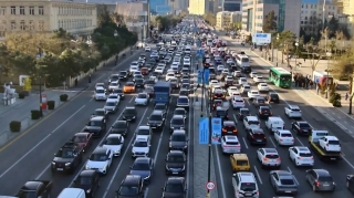 Bakının 19 küçəsində sıxlıq var - SİYAHI 