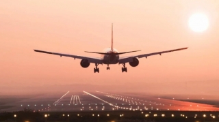 Azərbaycanda hava nəqliyyatı ilə sərnişin daşımaları artdı 