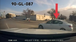 Stop nişanında dayanmayan sürücü təhlükəli anlar yaşatdı - VİDEO