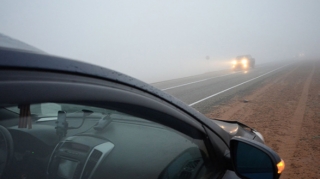 Завтра на ряде дорог Азербайджана снизится дальность видимости 