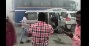 50 maşın toqquşdu - 8 ölü