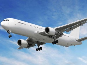 Təyyarə traktora görə eniş edə bilmədi