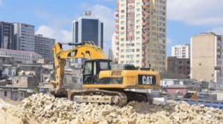 Достигнуто соглашение с 1 500 семьями, им выплачены компенсации - Снос жилья в Баку 