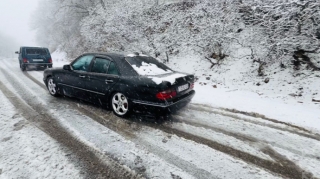 Bakı–Şamaxı-Yevlax yolunda buzlaşma - FOTOLAR 