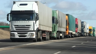 Yük maşınları İran–Azərbaycan sərhədindən keçməyə davam edəcək? - RƏSMİ AÇIQLAMA 