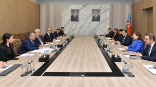 RİNN-də “Konstitusiya və Suverenlik ili”nə həsr olunan tədbir keçirilib - FOTO