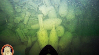 2000 əvvəlin yük gəmisinin qalıqları tapıldı 