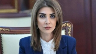 Deputat öz yerini qızına verdi 