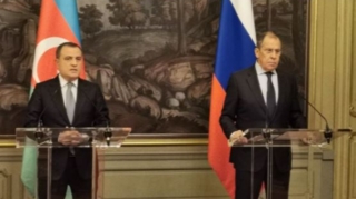 Azərbaycan və Rusiya XİN başçıları arasında telefon danışığı olub