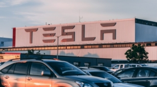 "Tesla"nın rekordu investorları - SEVİNDİRMƏDİ 