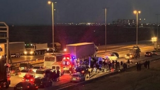 Bakı-Qazax yolunda qəza baş verib  - FOTO