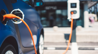 Hibrid avtomobillər bahalaşa bilər - VİDEO