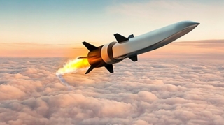 Şimali Koreyanın yeni raketi 700 km-lik məsafəni dəqiqliklə vurdu 