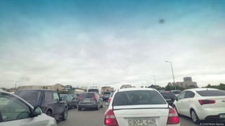 Bakı-Sumqayıt yolunda uzun tıxac - Hərəkət məhdudlaşdırıldı   - FOTO