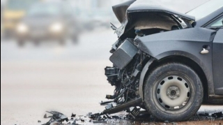 В Шамкире автомобиль врезался в столб