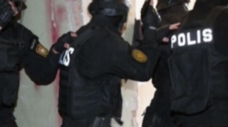 Bakının 4 rayonunda polis əməliyyat keçirdi - Saxlanılanlar var 