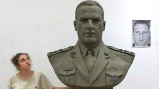 Milli Qəhrəmanımızın büstü hazırlandı   - FOTO