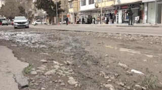 Qazdılar, əvvəlki halına qaytarmadılar - Bakıxanovda yol problemi - VİDEO 