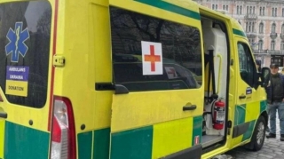 İsveç vətəndaşı şəxsi yaxtasını satdı  - Ukraynaya təcili yardım maşınları almaq üçün - FOTO 