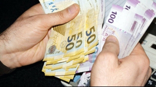 Gələn il pensiya və maaşlar nə qədər artacaq? - AÇIQLAMA 