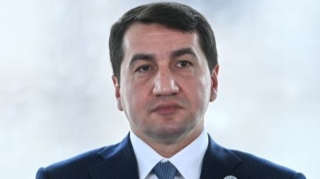 Hikmət Hacıyev Ağdam-Xankəndi yolundan paylaşım edib - VİDEO 