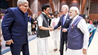 Bayden Stalinlə görüşdü  - FOTO