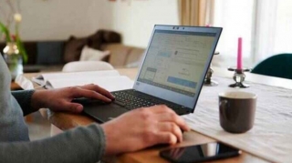 Azərbaycanda yenilik:  Artıq evdən işləməyə icazə veriləcək - VİDEO 