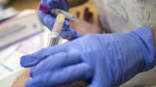 Dünyada koronavirusa yoluxma sayında azalma müşahidə olunur