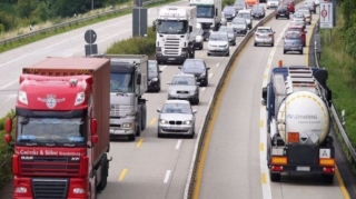 İran Azərbaycan və Rusiya ilə avtomobil əlaqəsini bərpa etməyə hazırlaşır