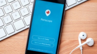 “Periscope” servisi bağlanıb