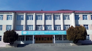 Azərbaycanda daha bir məktəb koronavirusdan bağlandı