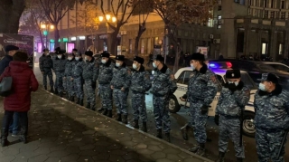 İrəvanı yenidən etiraz dalğasə bürüyüb  - VİDEO