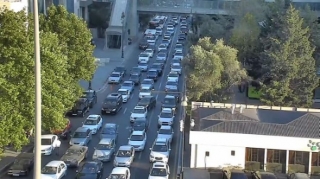 Bakının bəzi küçə və prospektlərində sıxlıq müşahidə olunur - FOTO