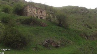 Kəlbəcərin Əsrik kəndindən  videogörüntülər