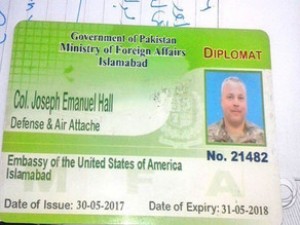 Yol qəzasında təqsirkar olan diplomat ölkəni tərk edə bilməyib